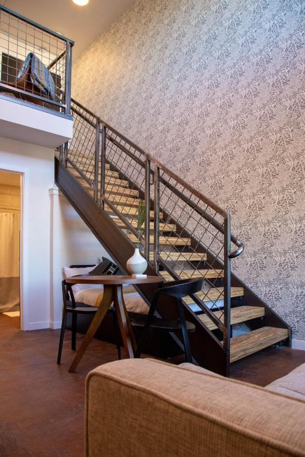 Center City Loft, Contactless Check In, Mayor'S Study 费城 外观 照片